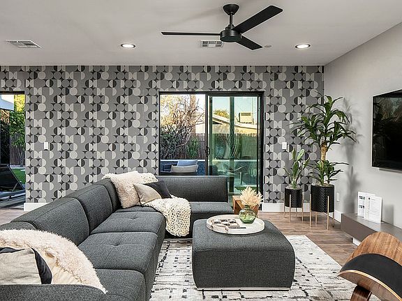 5th image of 4529 N 75th Pl