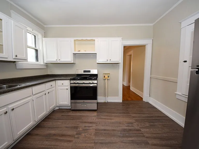 625 McConnell St — Photo 6
