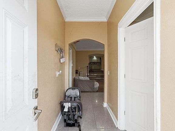 4th image of 19402 Pine Lock Ln