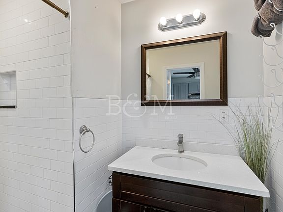 5th image of 619 Union Ave Floor 3