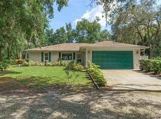 8201 W Oak St, Crystal River, FL 34428