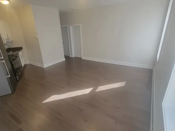 303 Pacific Avenue image 3 of 11