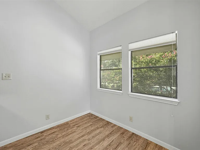 9226 Jollyville Rd #221 — Photo 7