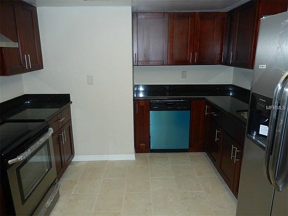 5th image of 6001 Tanglewood Dr NE