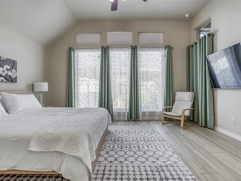 29114 Davenport Dr — Photo 21