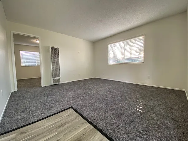Carmel Ave Apartments — Photo 19