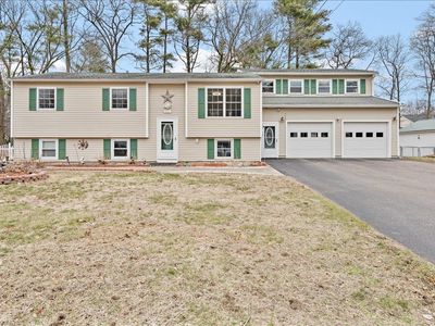 111 Red Oak Drive, Colchester, VT, 05446