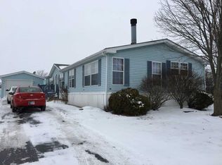 14 Finch Ln, Beecher, IL 60401