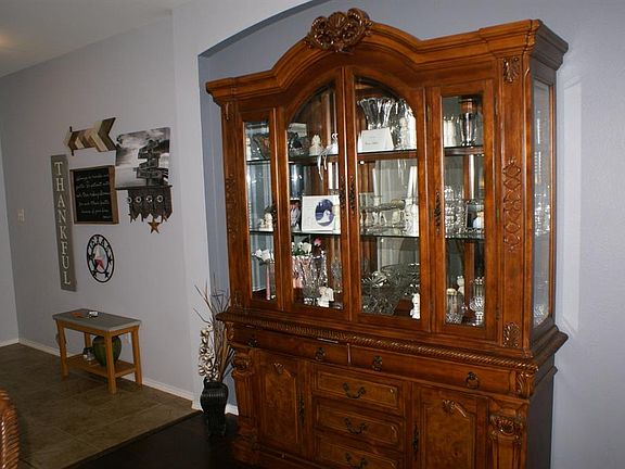 4th image of 5101 White Spruce Dr
