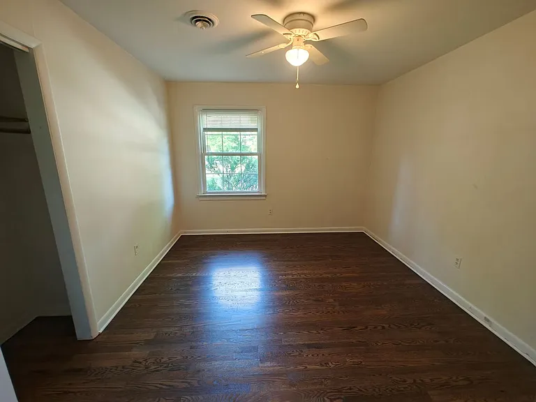 9511 Harris St — Photo 15