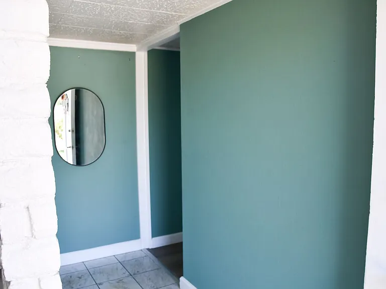 2432 W Transit Ave — Photo 4