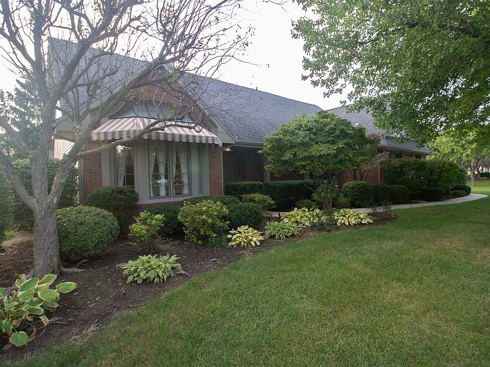 1st image of 300 Coventry Ct