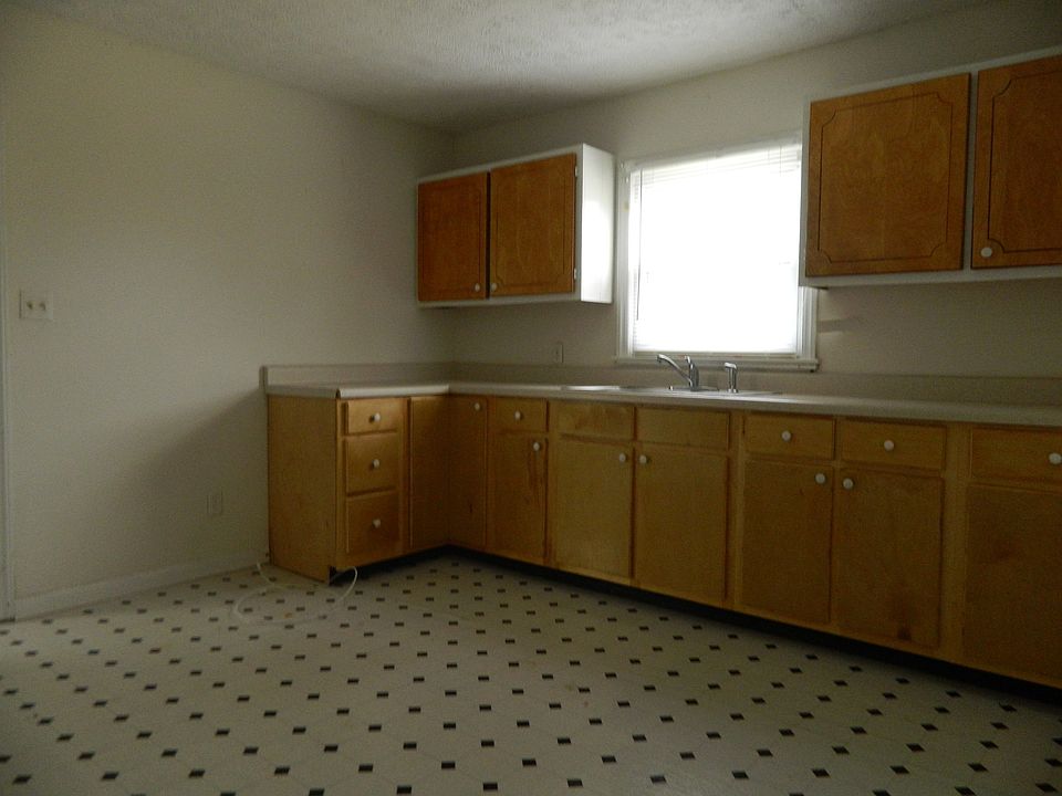 2nd image of 508 Margrace Rd