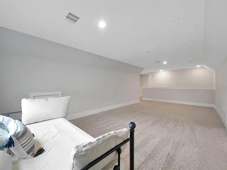 1808 Napa Creek Ln — Photo 26