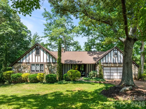 1548 Bear Creek Rd, Leicester, NC 28748