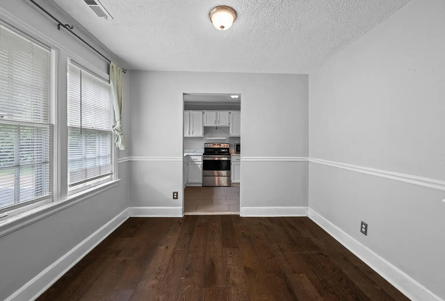 1508 Swope Dr — Photo 4