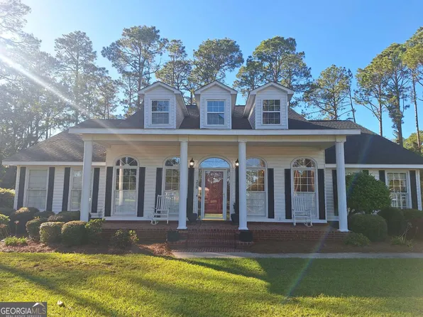 250 Weatherly Dr, Baxley, GA 31513