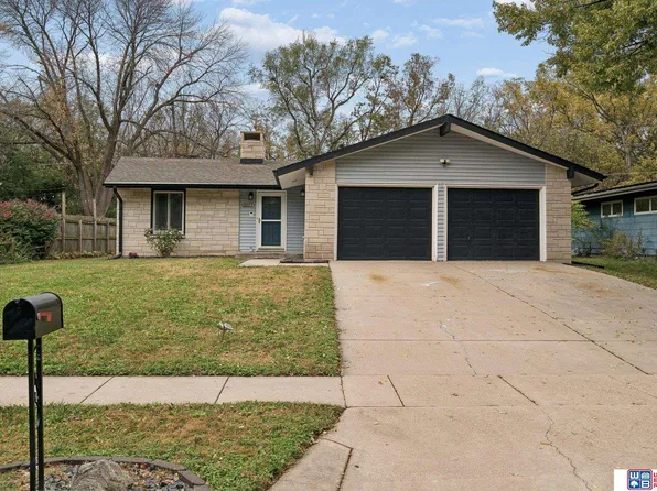 4027 Teri Ln, Lincoln, NE 68502