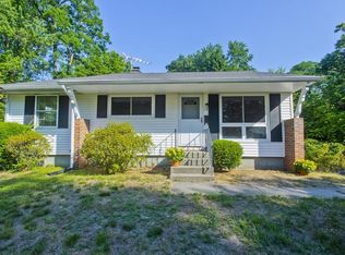 18 Hayes Ave, Northampton, MA 01060