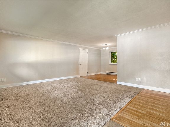 3rd image of 24410 Terrace Pl