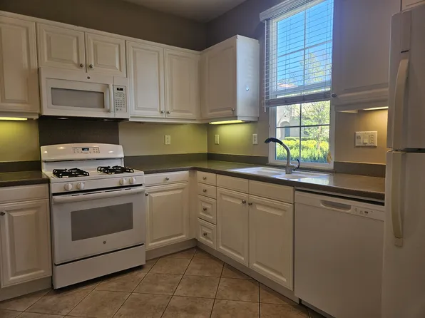 7 Sonata St, Irvine, CA 92618