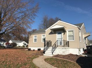 210 Kansas Ave, Belleville, IL 62221