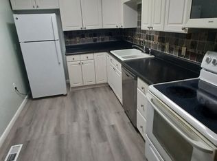 2232 Ireland Dr, Fayetteville, NC 28306