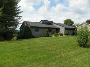 155 Longview Dr, Abingdon, VA 24211