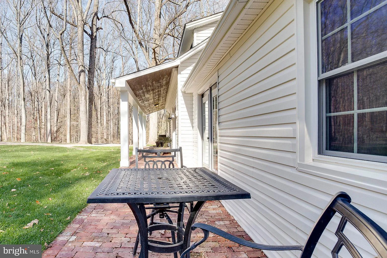 3 bed, 3.0 bath, 3139 sqft, $8,200 — Photo 4