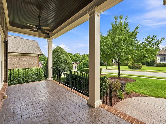 4th image of 702 Cambridge Hall Loop