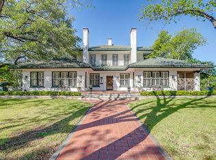 1414 Mistletoe Dr, Fort Worth, TX 76110