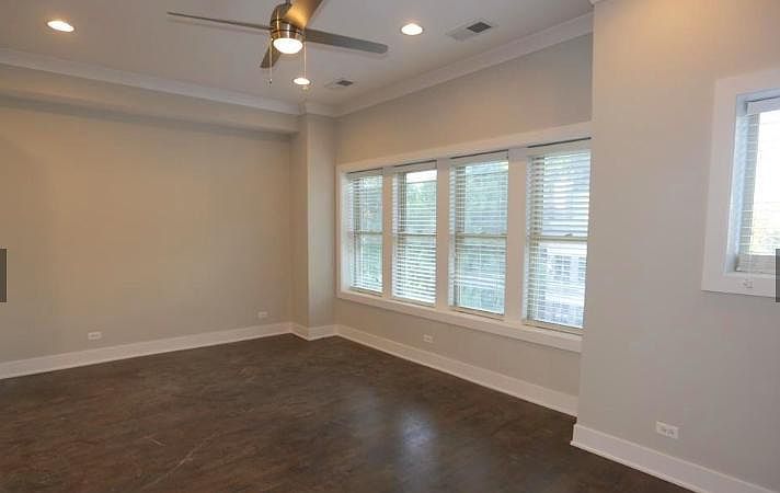 2nd image of 2616 N Rockwell St #1