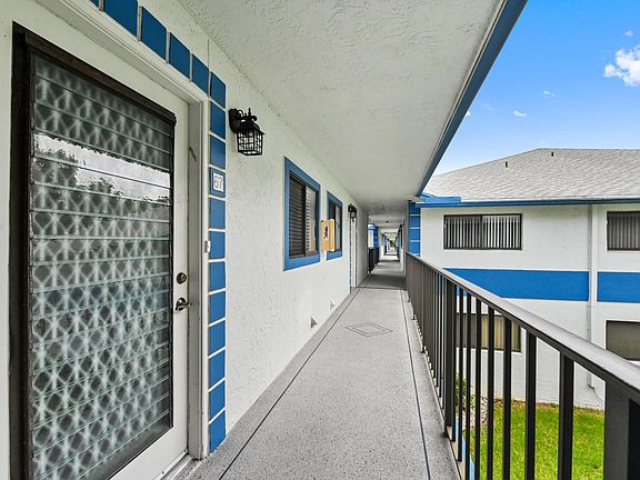 3rd image of 15301 Pembridge Avenue #67