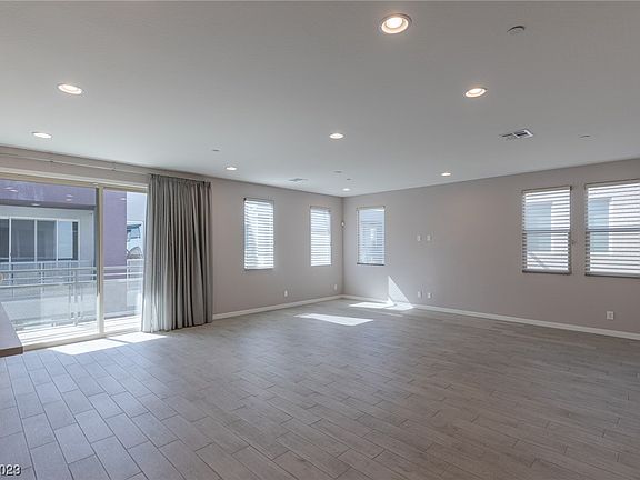 5th image of 11299 Glowing Ave #103