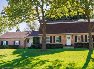 5012 Donna Dr, Coplay, PA 18037