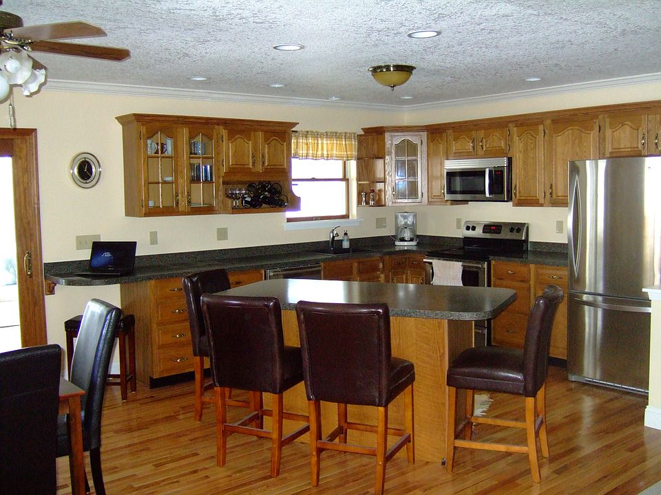 1st image of 513 Brentwood Dr