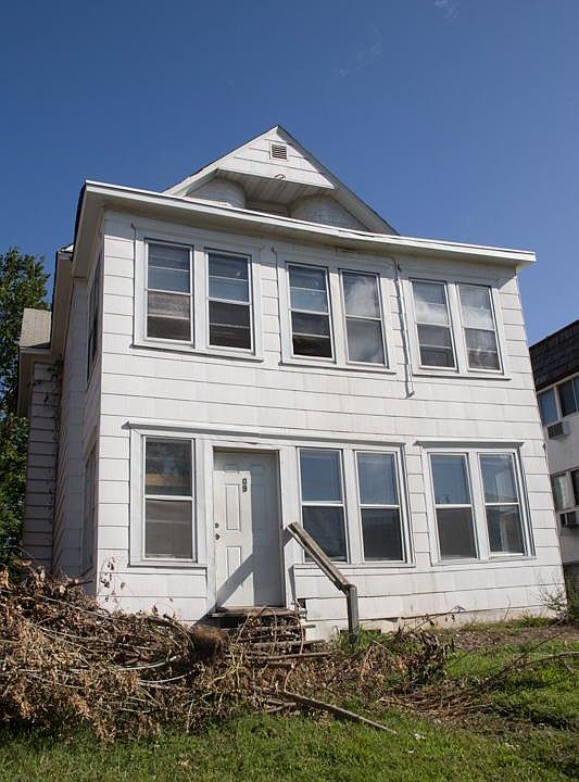 1st image of 1308 E Hennepin Ave #1