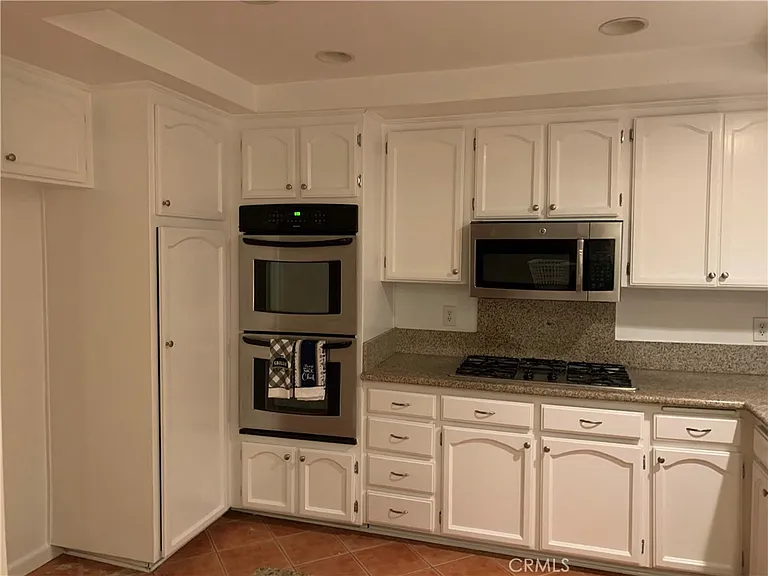 5246 Calderon Rd — Photo 8