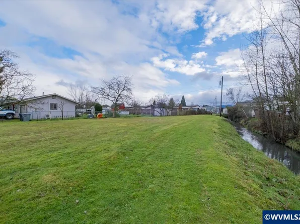 LOT 2400 W Oak St, Lebanon, OR 97355