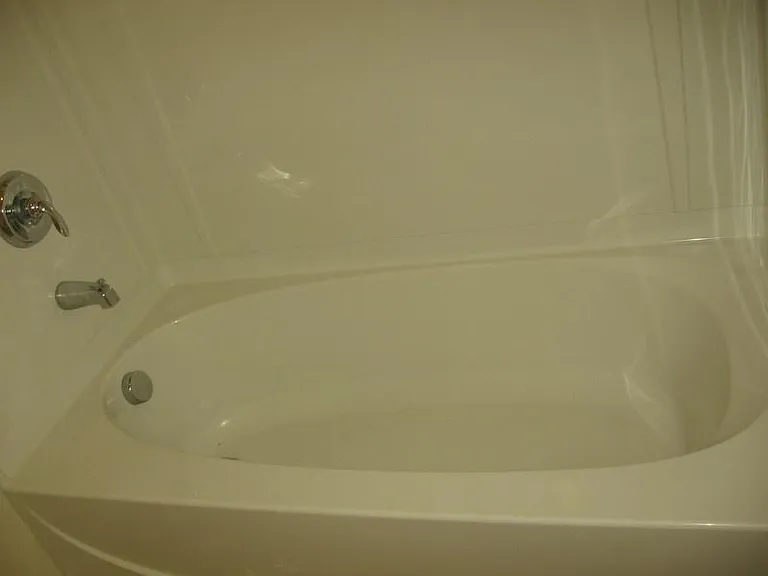 421 Hetherington Cir — Photo 14