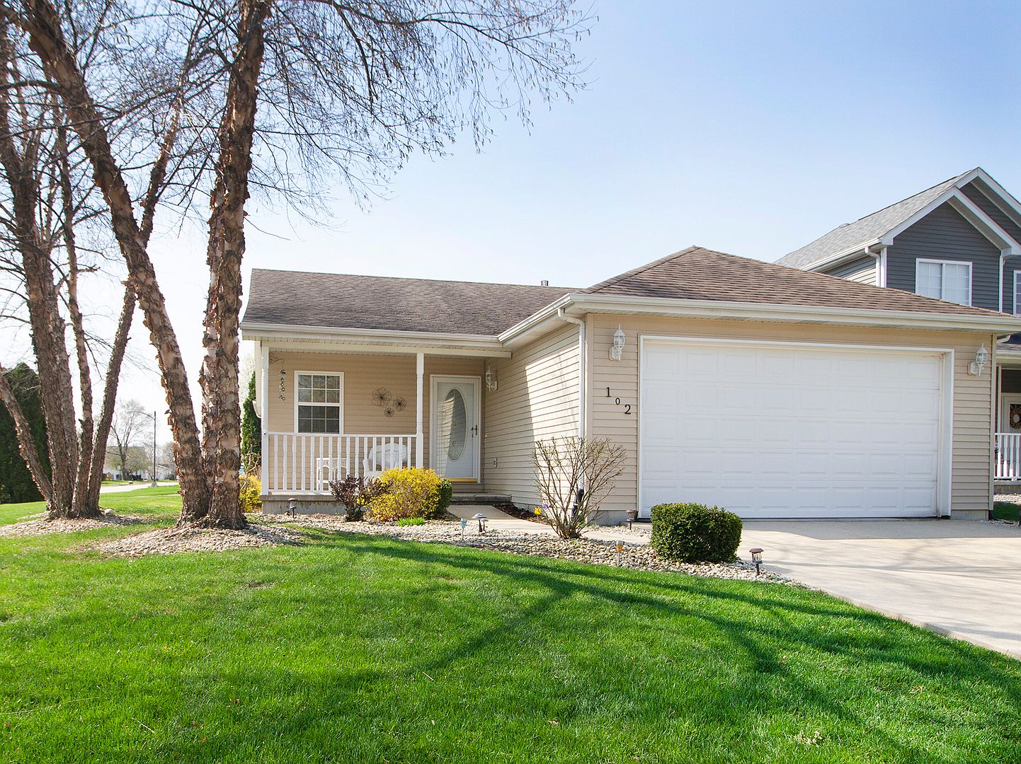 102 Diversatech Dr, Manteno, IL 60950 Zillow