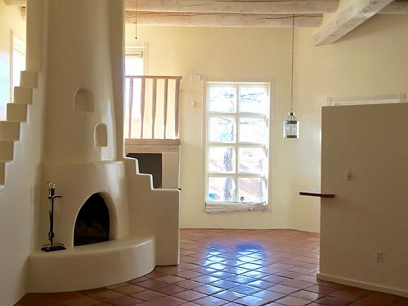 3rd image of 624 Paseo De La Cuma APT 7