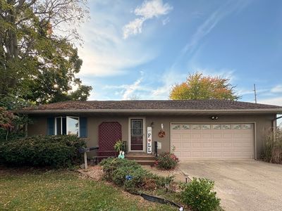 102 Maple St, Cedar Point, IL, 61316