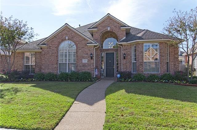 1st image of 1313 Coral Dr