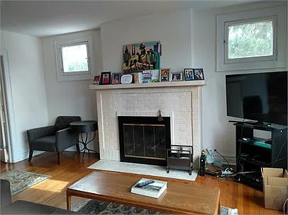 2537 Ewing Ave #2 — Photo 3