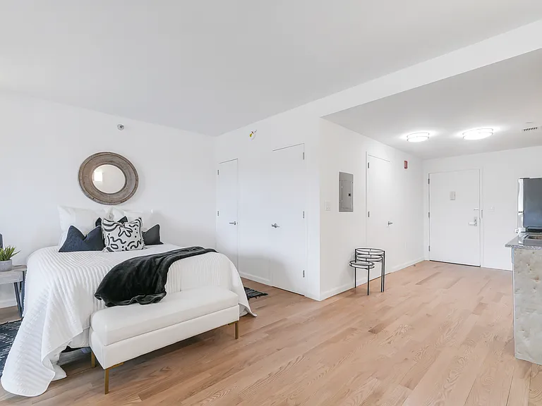 Park Place Towers — Photo 9
