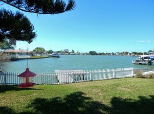 17316 Kennedy Dr, North Redington Beach, FL 33708