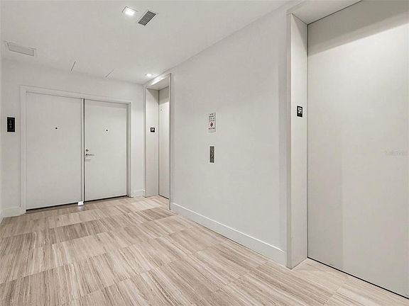 5th image of 3101 W Bayshore Blvd #502
