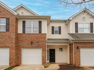 618 Oakfield Trl, Mebane, NC 27302