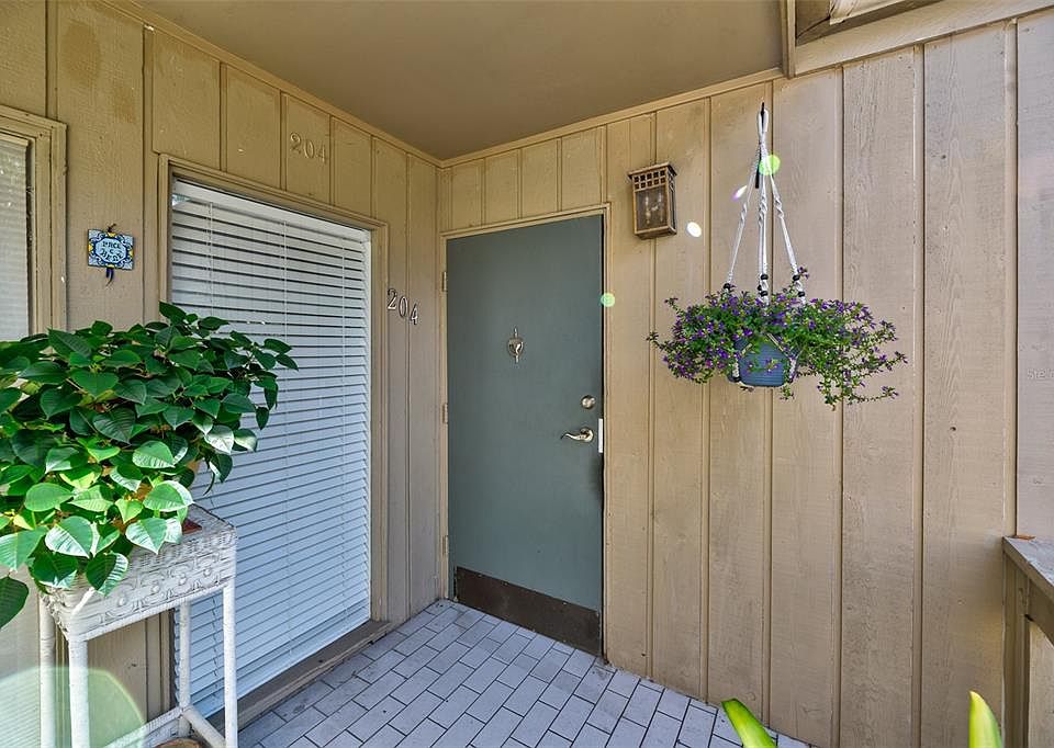 1st image of 204 CROWN OAKS WAY #201